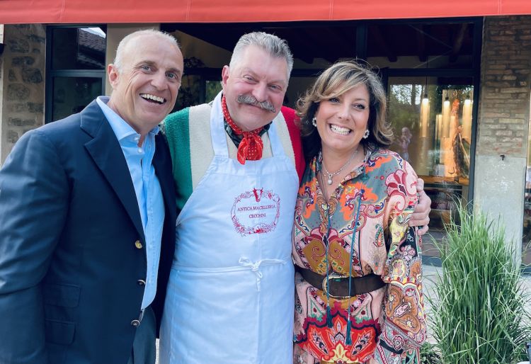 Dario Cecchini ritratto, tra Martino de Rosa e Car