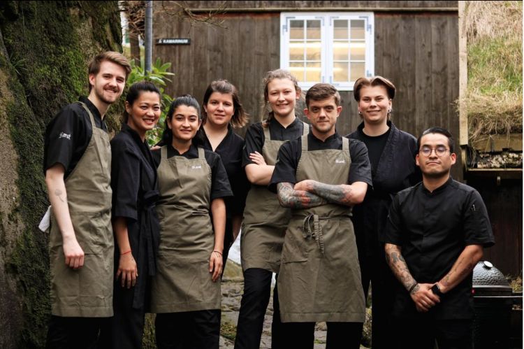 Il team all'apertura di Ræst