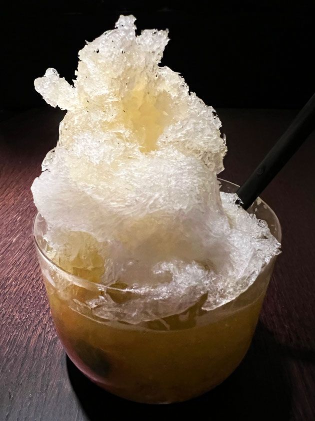 Kakigori, granita giapponese, per completare un cocktail analcolico a base di agrumi
