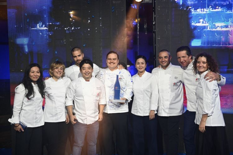 Ardy Ferguson con la giuria della S.Pellegrino Young Chef Academy Competition 2024-25
