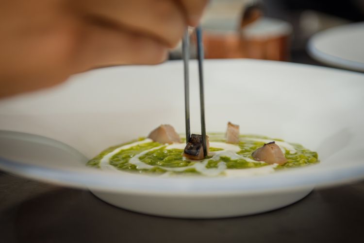 Risotto erbe, capra e sgombro di Dario Fisichella
