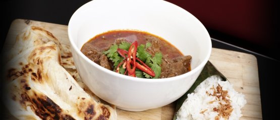 Rendang, a dish with Indonesian and Malaysian origins made with beef marinated in coconut milk and spices, is one of the strongpoints in Ria’s menu