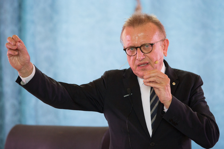 Richard Geoffroy during his speech in the council 