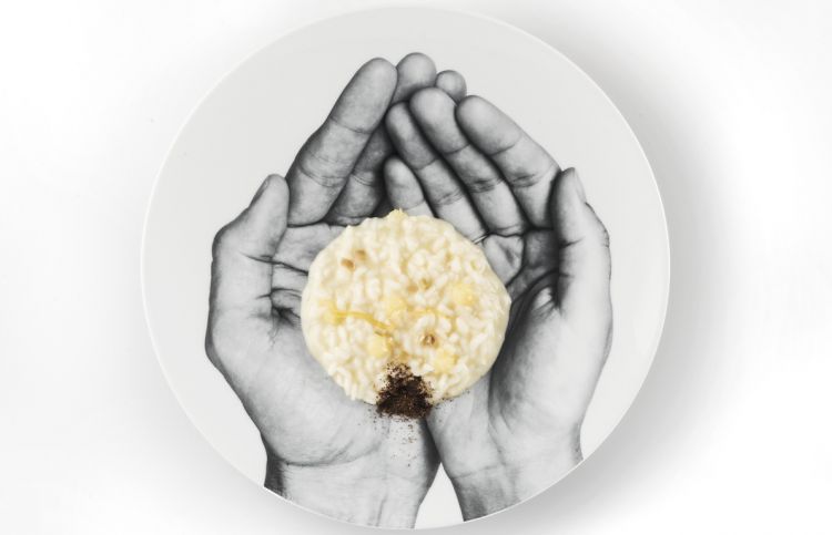 La rinascita: risotto cacio e sette pepi con limone d'Amalfi fermentato
