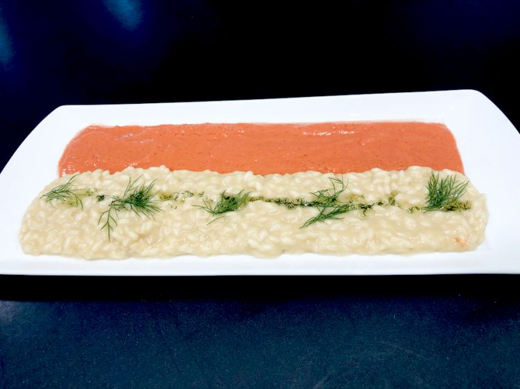 Caldofreddo di risotto mantecato all’olio di finocchio e vellutata di pomodoro fresco
