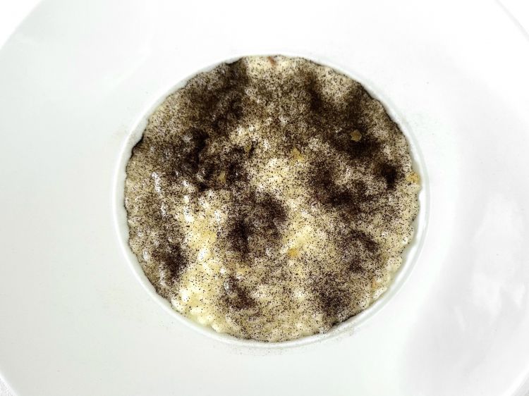 Risotto, provola, lapsang e limone al sale
