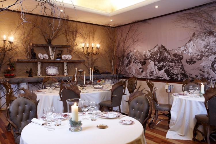 La sala del Petit Royal, ristorante gastronomico dell'hotel