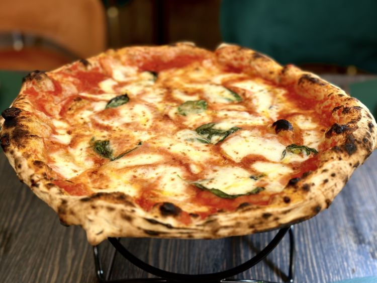 Margherita a ruota di carro