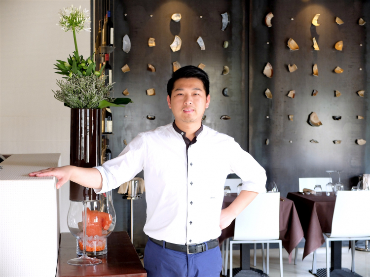Weikun Zhu, chef-patron del Kanton a Capriate San 