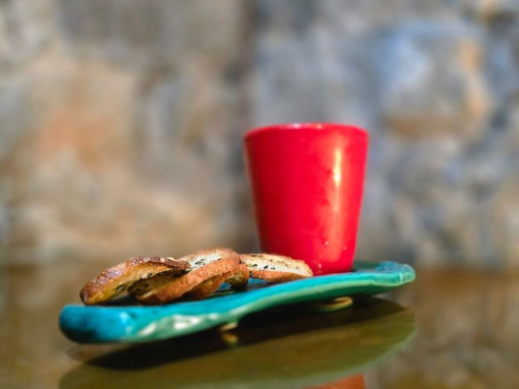 Rosa: Santa Spina, vermouth Mediterraneo, bitter Etna e infusione agli agrumi
