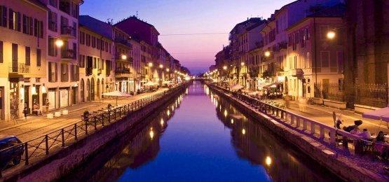 Navigli by night: con la Darsena, una delle aree più frizzanti della rinnovata Milano