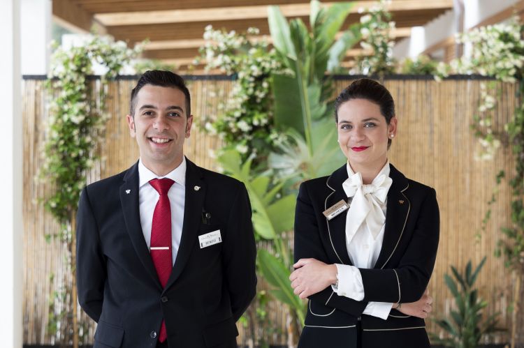 Benito Scatà, sommelier del ristorante Principe di Belludia, e Michela Vitale, giovane maître di sala
