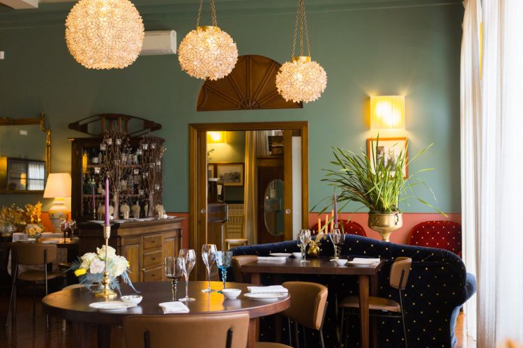 Un ambiente caldo e accogliente, la splendida sala del ristorante Oasis Sapori Antichi
