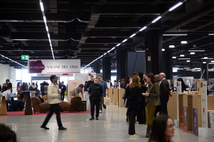 Il Salone del Vino ha esordito a Identità Milano 