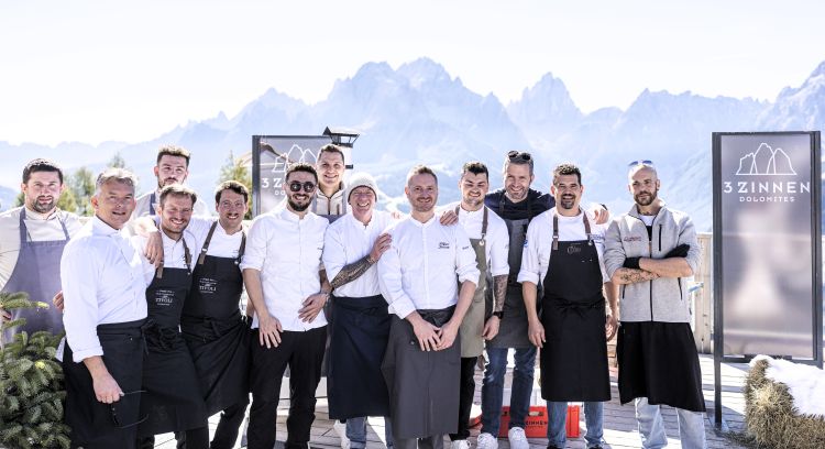 Il gruppo degli chef altoatesini che sul Monte Elm