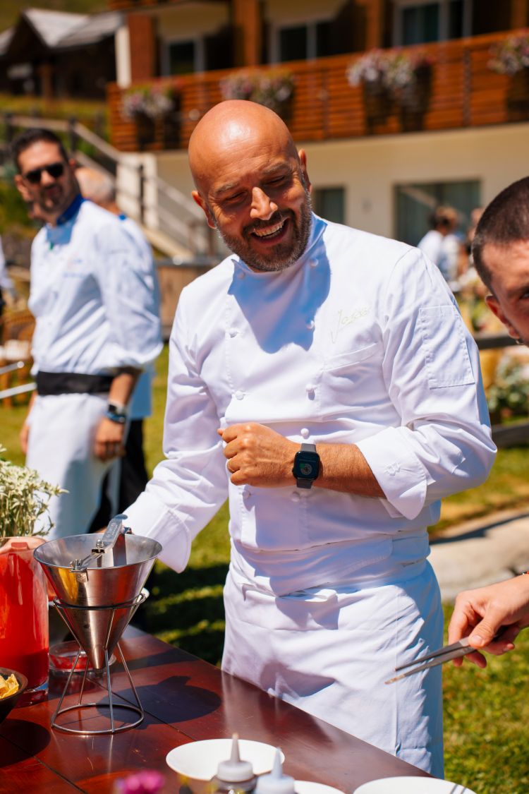 Sauro Ricci, chef del Joia, ha ereditato insieme a Raffaele Minghini la filosofia di vita e di cucina di Pietro Leemann
