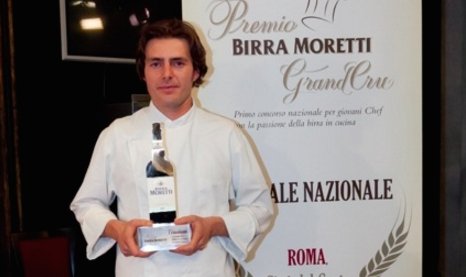 DA VINCITORE A GIURATO. Giuliano Baldessari, vincitore della prima edizione del Premio Birra Moretti Grand Cru
