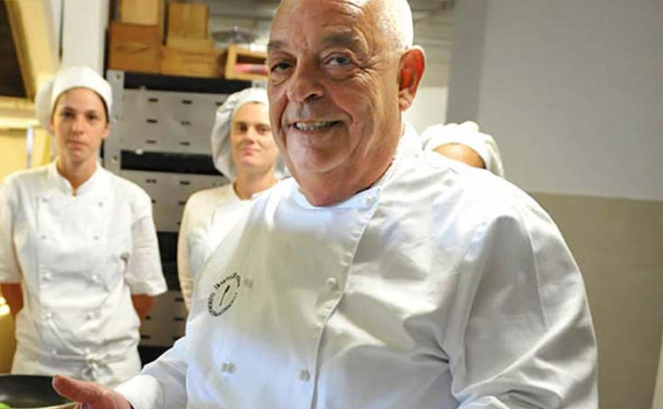 Mauro Ricciardi, colonna della cucina ligure d'autore, oggi ad Ameglia (La Spezia)
