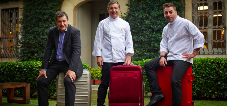 The Roca brothers always with a suitcase (photo www.bbva.com)
