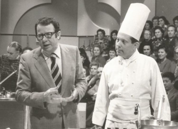 In tv, con Luigi Veronelli...