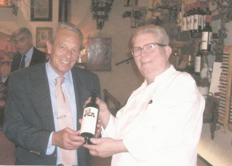 Con Joaquín Navarro-Valls, portavoce di Giovanni Paolo II