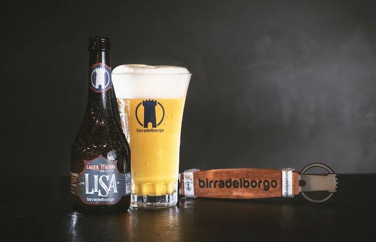 Nell'edizione 2020 della Guida Identità Golose è presente un nuovo simbolo dedicato alla birra, ossia la Pinta Romana, un bicchiere iconico ispirato a quello delle osterie di una volta; è stato ideato da Birra del Borgo per la birra Lisa. Va a indicare quei luoghi in cui si promuove una vera cultura della birra, tenendo conto della qualità, del servizio, della proposta, del racconto e del consumo
