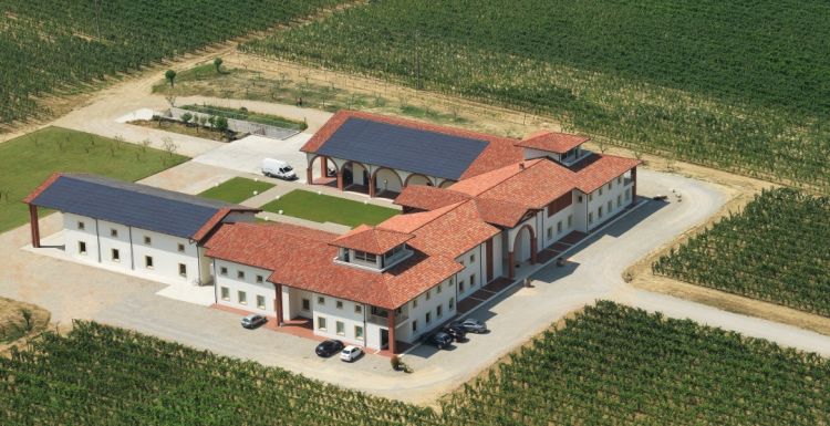 La nuova cantina delle Morette
