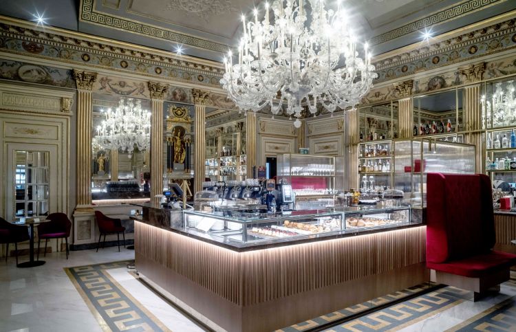 Il cuore di Caffè San Carlo, il suo banco