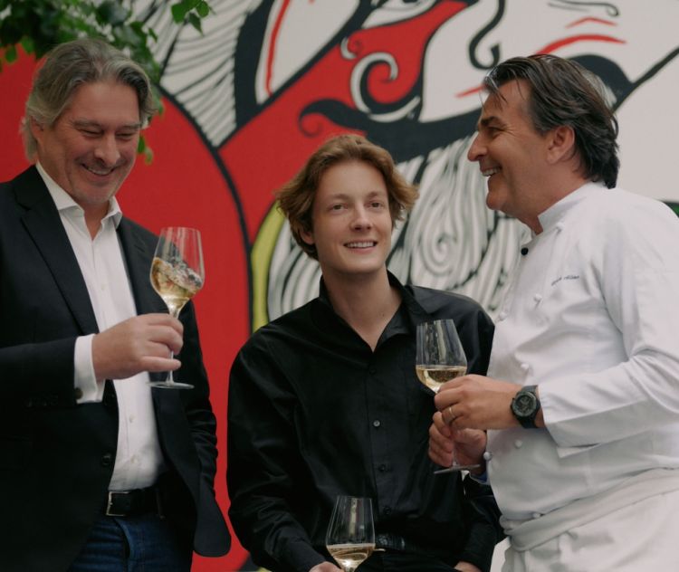 Da sinistra, Benoît Gouez, lo stilista-illustratore Charles de Vilmorin e lo chef Yannick Alléno. Crediti fotografici @Virgile Guinard