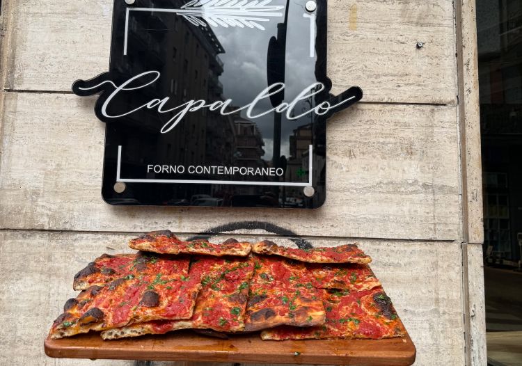 Passione impasto, in questo caso per una pizza sottile e croccante
