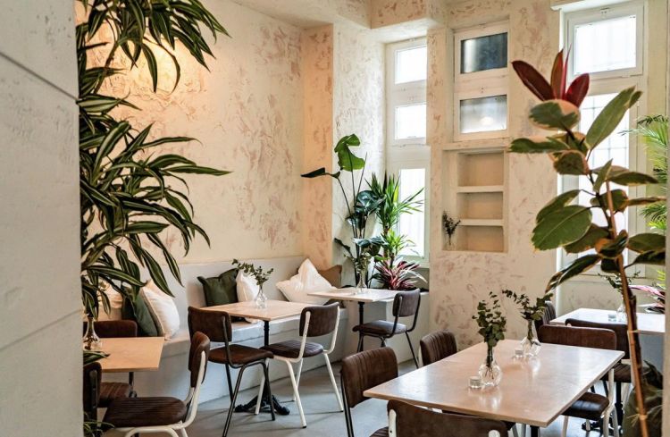 Gli spazi della pasticceria Sisu a Milano