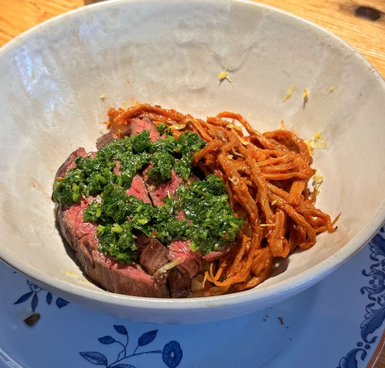 Cavolo navone con fagiolini e manzo
