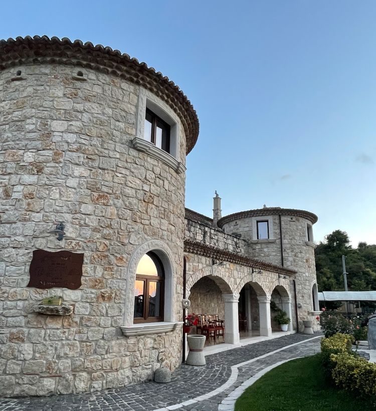 La splendida tenuta de Le Grotticelle costruita dal padre di Angelo