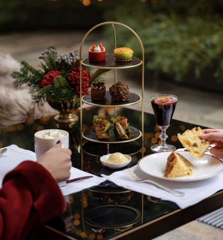 La merenda natalizia del Portrait Milano