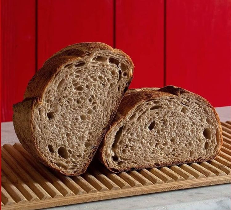 Non solo pizza: Premiata Fabbrica Pizza &egrave; anche pane

