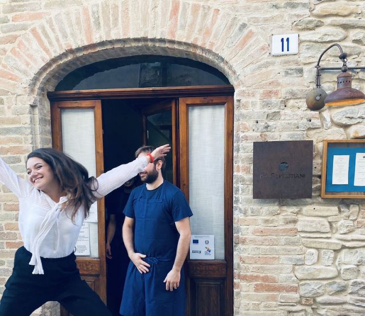 Alice's happiness before the service at da Sebastiani in Ortezzano (Fermo)