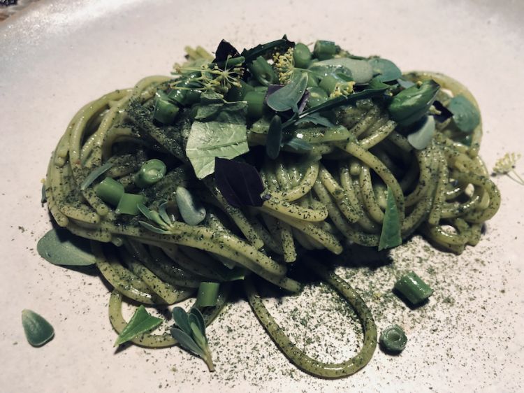 Spaghettone in verde from Carlo Sebastiani
