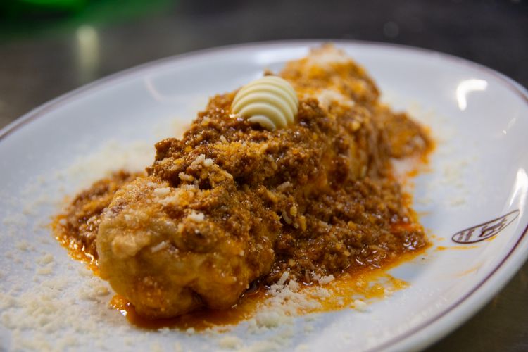 I Sedani, piatto firma di Prato, nella versione del Baghino, il ristorante più antico della città