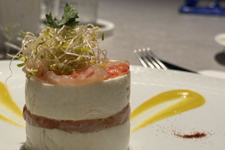 La Lasagnetta di mozzarella di bufala e crudo di gamberi di chef Lino Scarallo