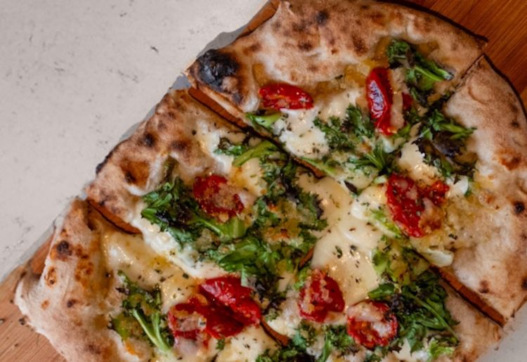 Lo sfincione&nbsp;di Saccharum
