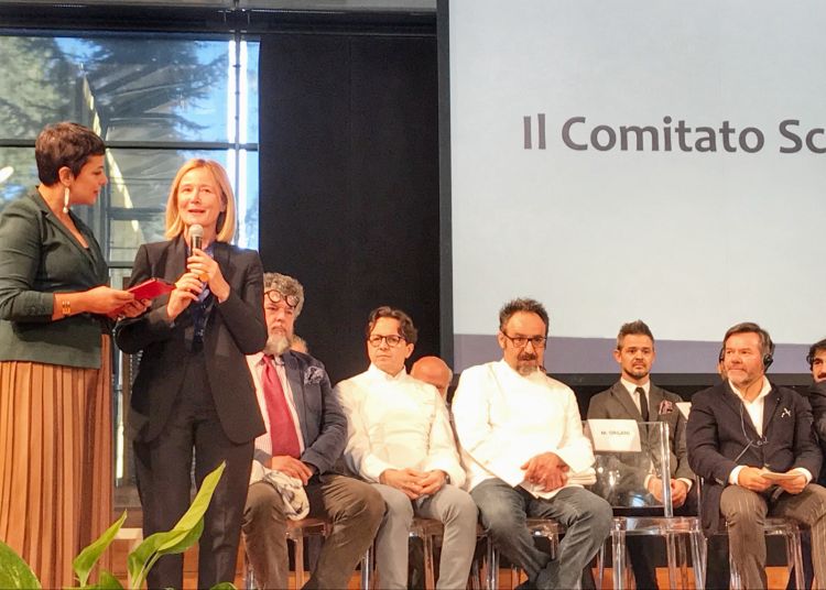 In rappresentanza del Comitato Scientifico, l'intervento di Mariella Organi, introdotto dalla presentatrice della giornata Francesca Romana Barberini
