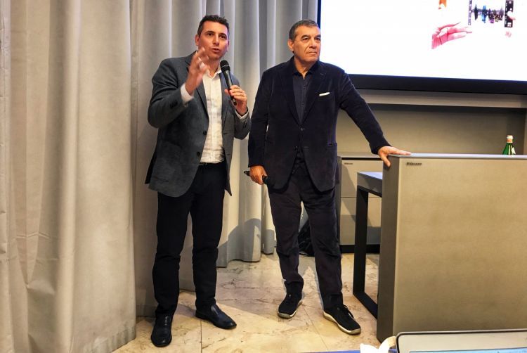 Andrea Sinigaglia, a sinistra, Direttore Generale di ALMA, e Claudio Ceroni, presidente di Magenta Bureau, hanno dato il benvenuto ai partecipanti al primo appuntamento de "Il Ristorante del Futuro"
