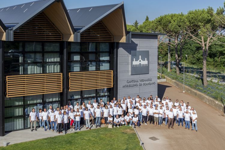 I soci della Cantina cooperativa dei Vignaioli del