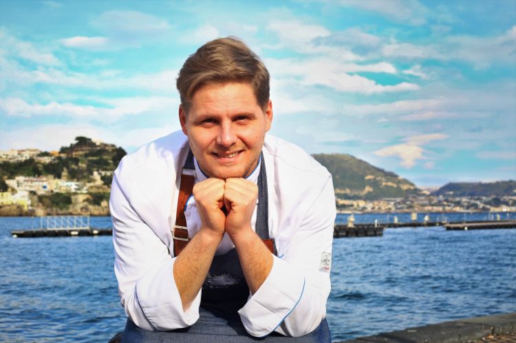 Agostino Alboretto è il giovane chef del ristorante Riccio, a Baia - Bacoli (Napoli)
