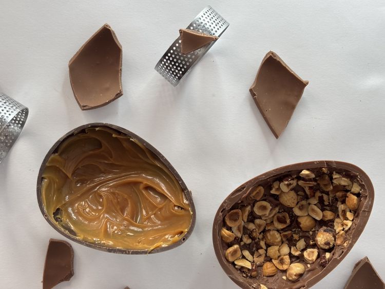 L'Uovo Double di Qirmiz, del pastry chef Federico Cari
