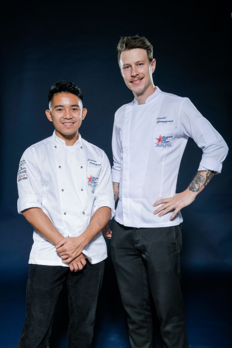 Jerome Ianmark Calayag insieme al mentore David Ljungqvist, chef e patron del ristorante Portal di Stoccolma, dove Calayag lavora, che lo ha affiancato per perfezionare il signature dish
