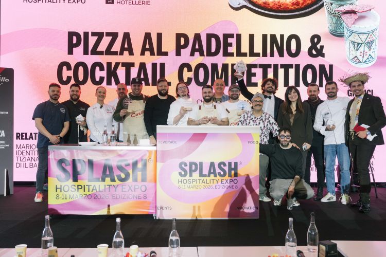 Foto di gruppo della Pizza al padellino & Cocktail
