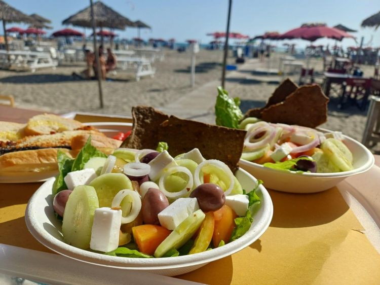 Piatti al Baubeach
