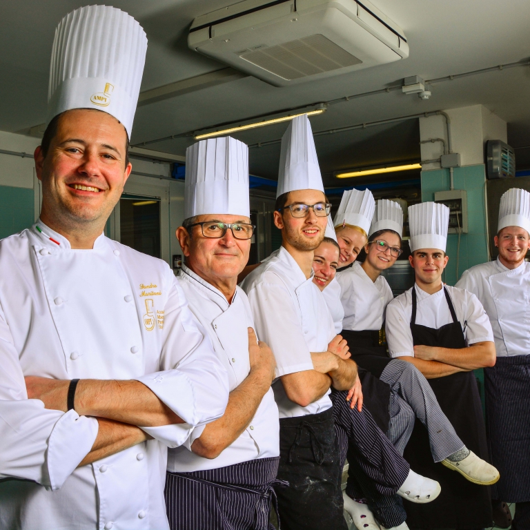 Lo staff del Maritani a Staranzano, in terra di 