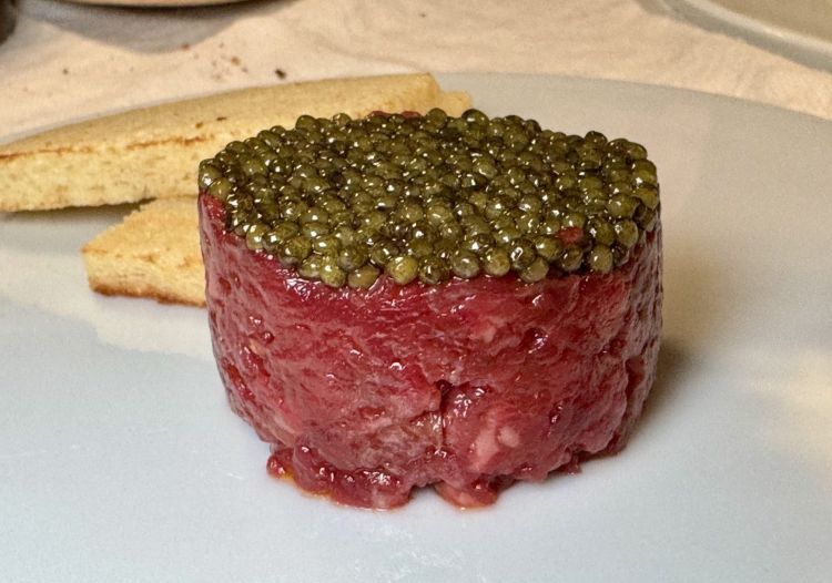 Steak tartare di &ldquo;cadera&rdquo;
